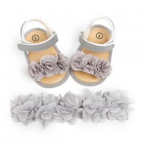 trendy baby shoes