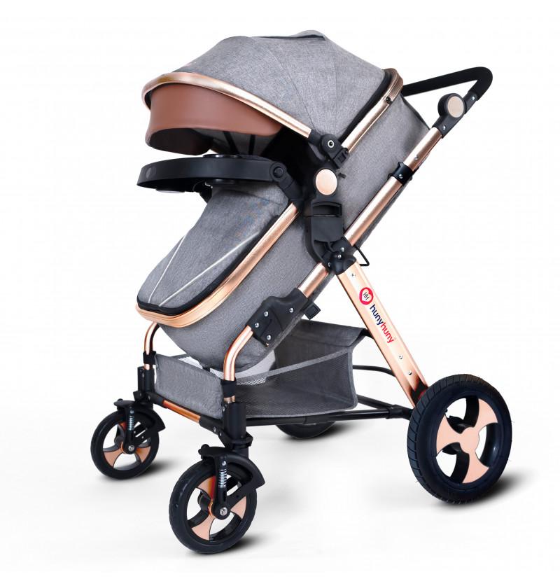 Stroller_with_foot_muff_to_cover_baby_and_protect_from_heat_or_cold